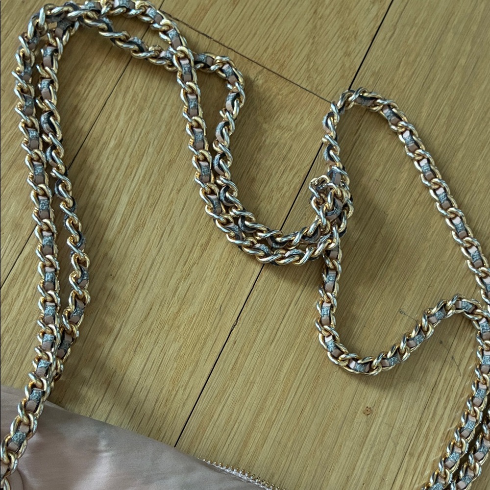 Tory Burch Ella Blush nylon Logo Chain Shoulder Bag - Picture 2 of 9